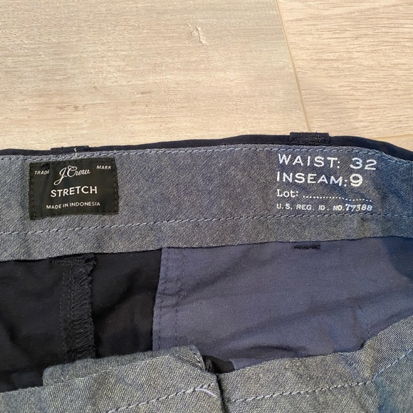 J. Crew 9" Stretch Chino Short Navy - Picture 5 of 7